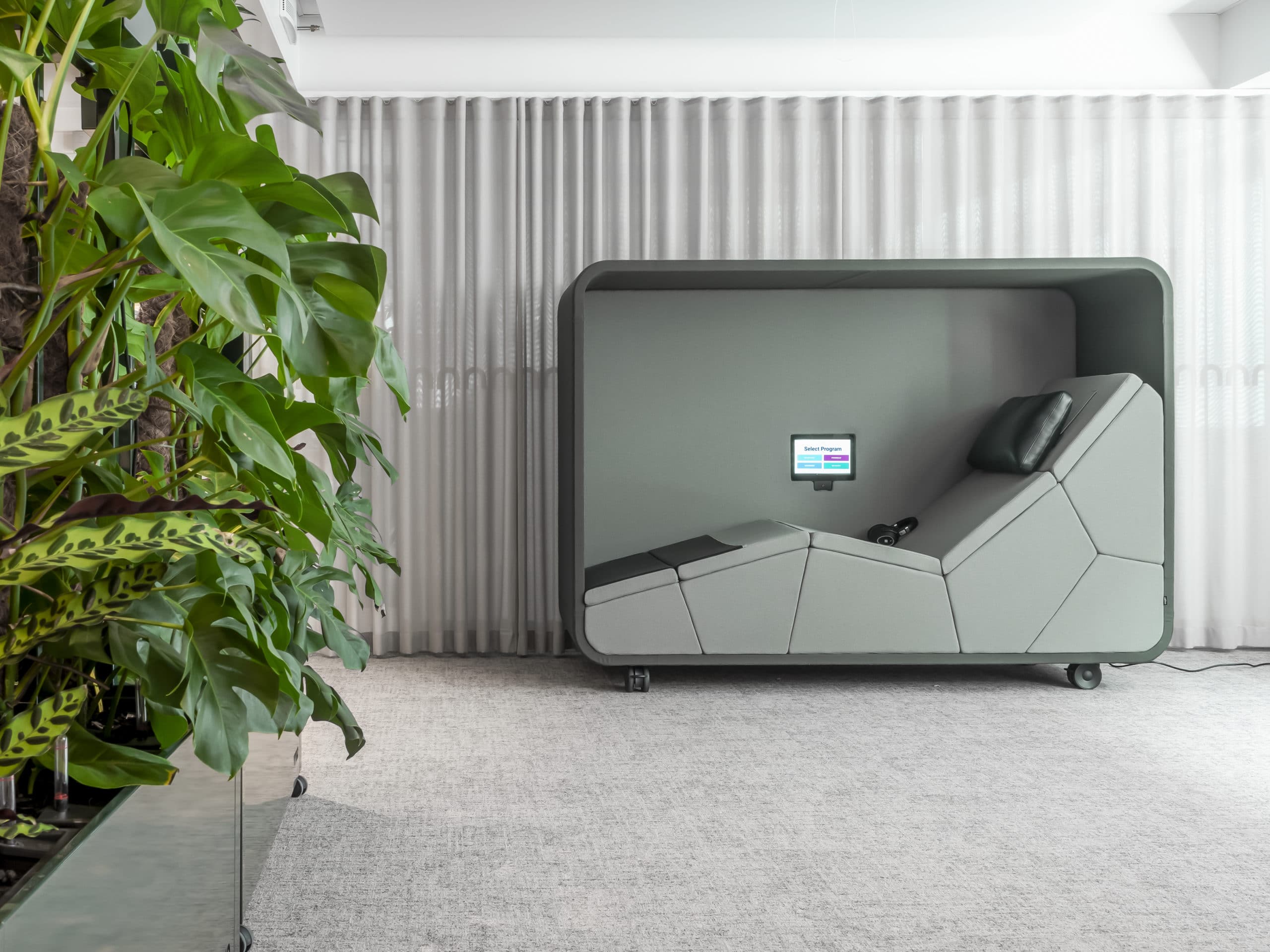 Loook Industries neuron activation pod in the office improve employee wellbeing