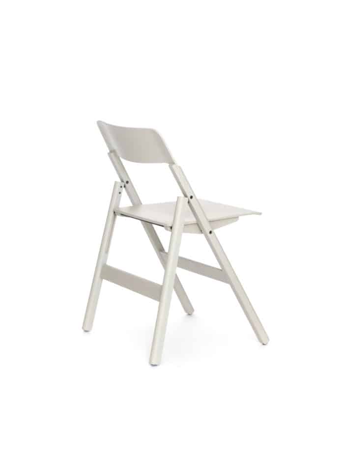 inno-whippy-foldingchair-14-1-700x930
